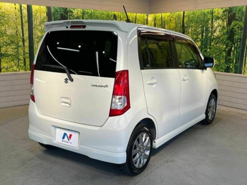 WAGON R