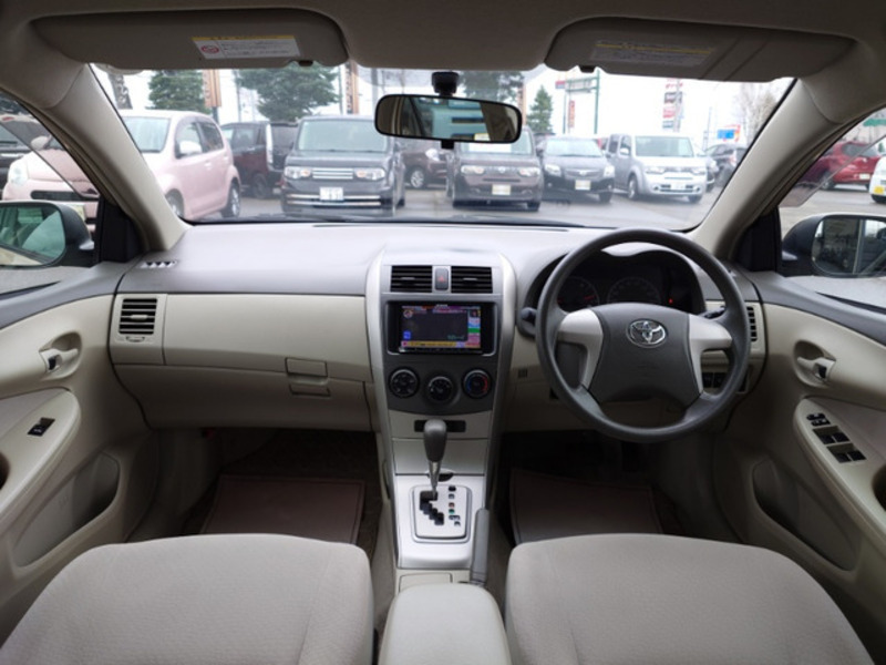 COROLLA AXIO-11