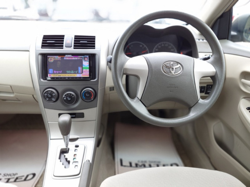 COROLLA AXIO-12