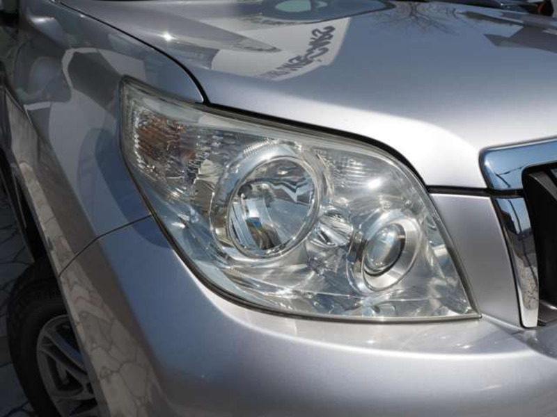 LAND CRUISER PRADO-9