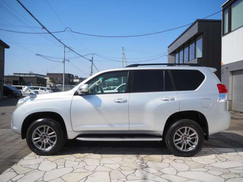 LAND CRUISER PRADO-8