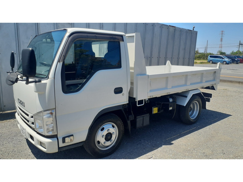 ISUZU　ELF
