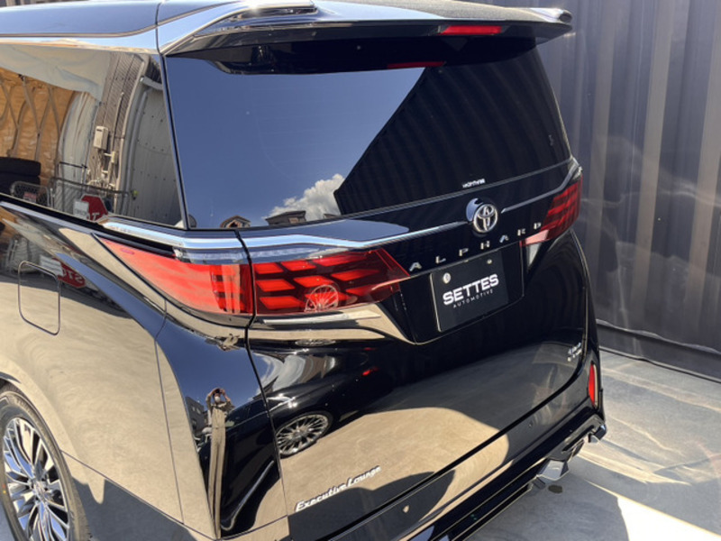 ALPHARD-8