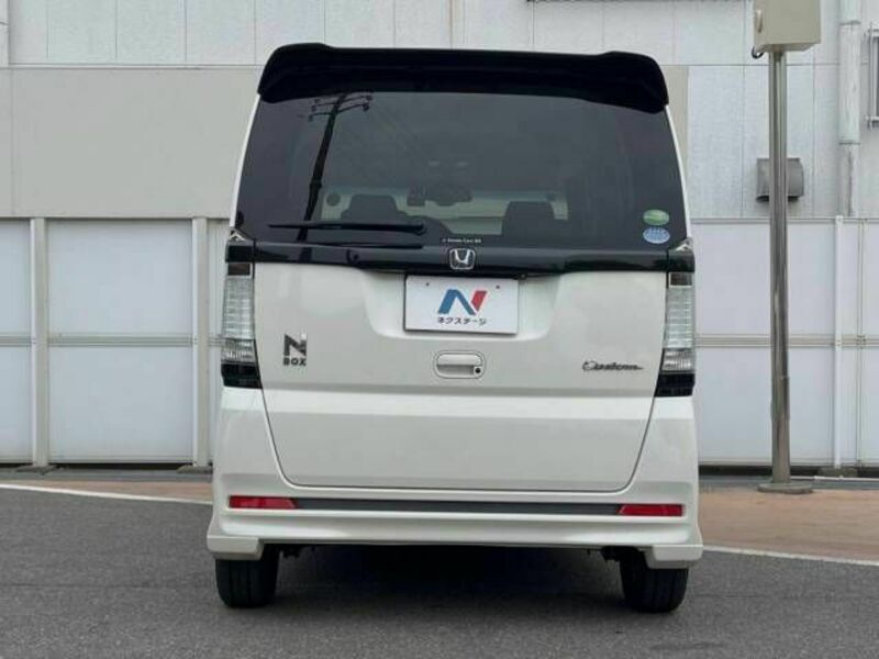 N BOX CUSTOM-14