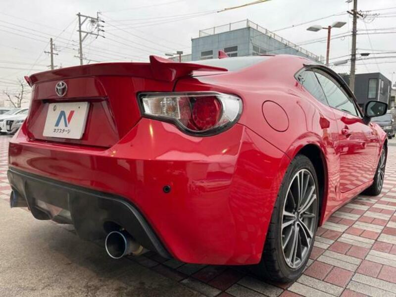 86