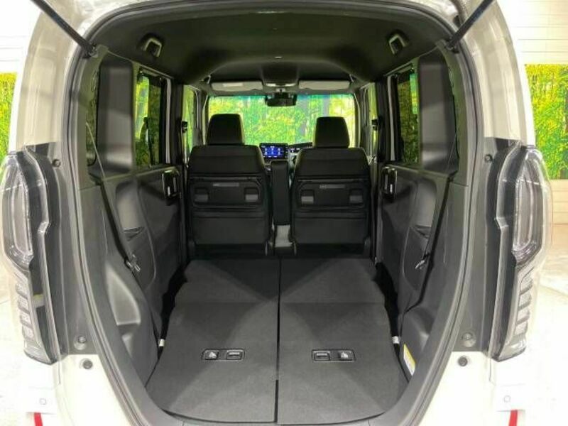 N BOX CUSTOM-9
