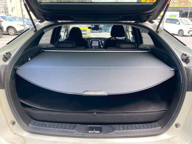 PRIUS PHV-16