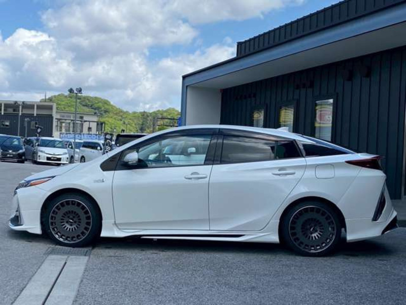 PRIUS PHV-14