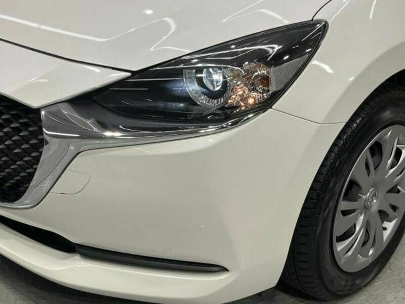 MAZDA2