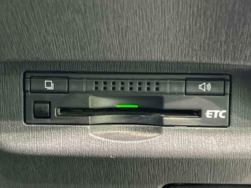 PRIUS-6