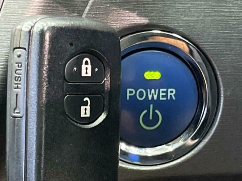PRIUS-7