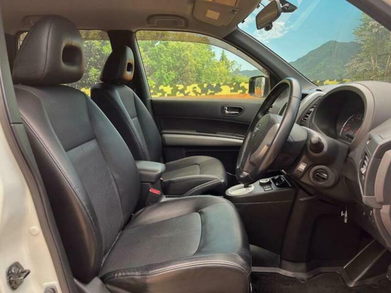 X-TRAIL-8