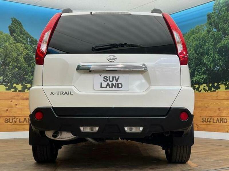 X-TRAIL-1