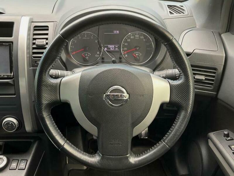 X-TRAIL-11