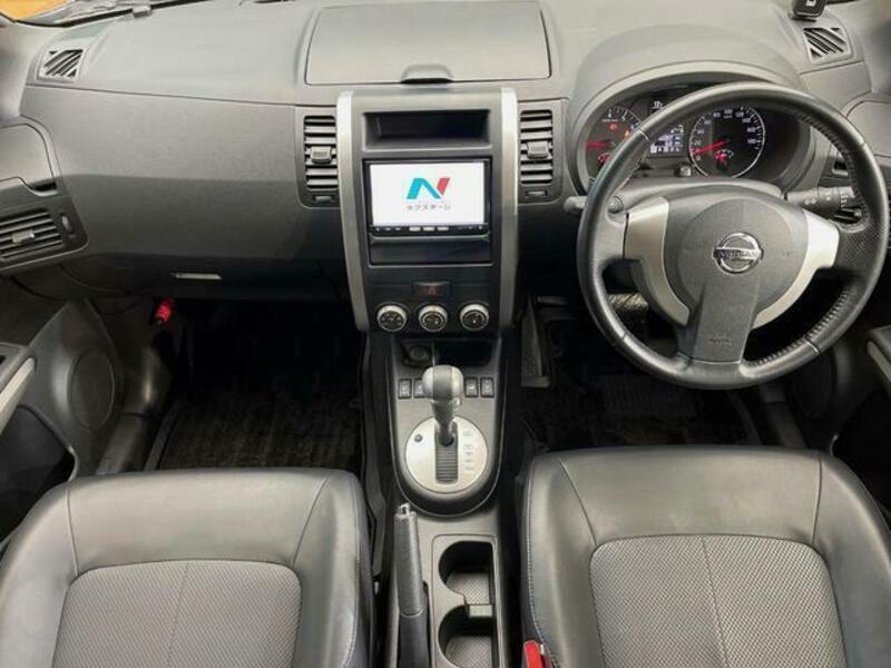 X-TRAIL-2