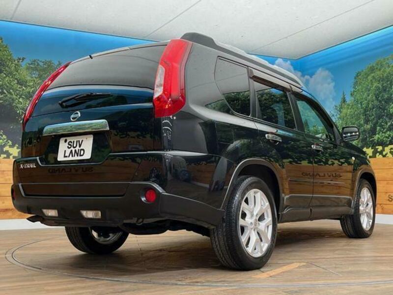 X-TRAIL-17