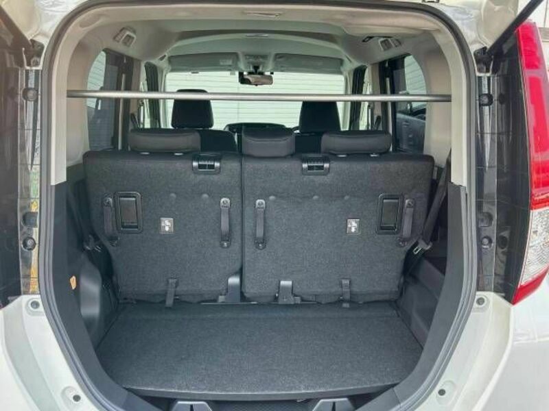 ROOMY