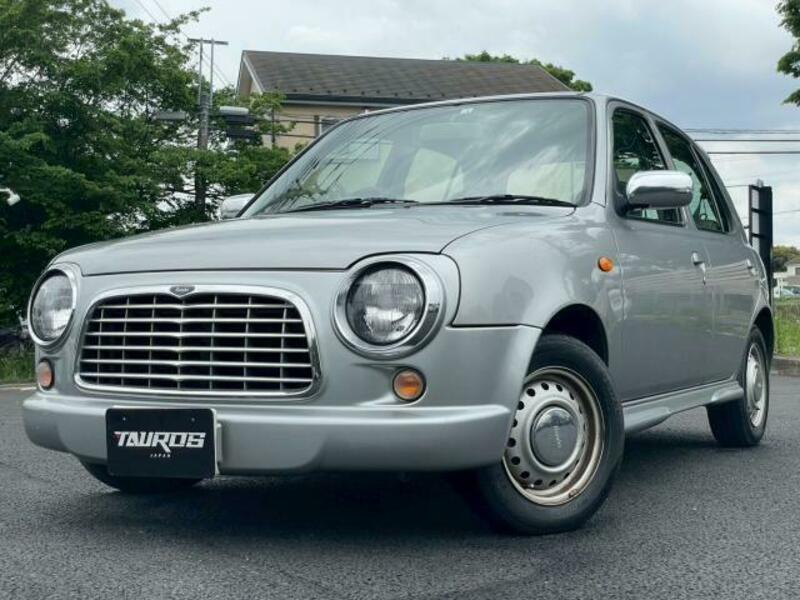 NISSAN　MARCH