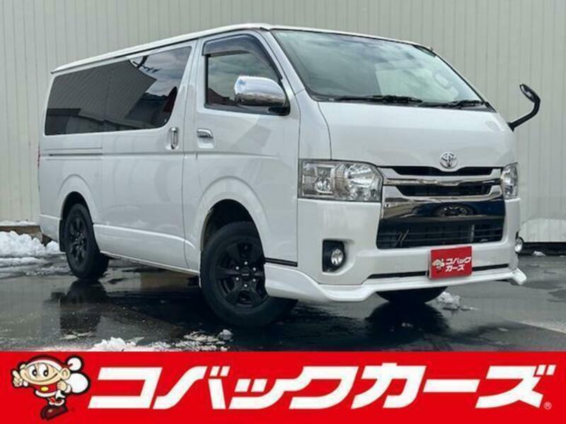TOYOTA Regiusace Van