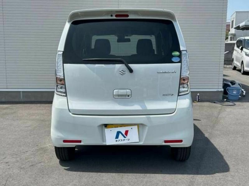 WAGON R-15