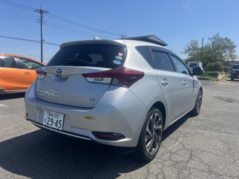 AURIS