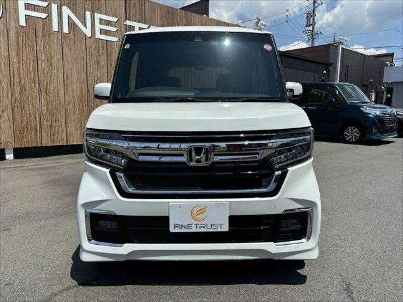 N BOX CUSTOM