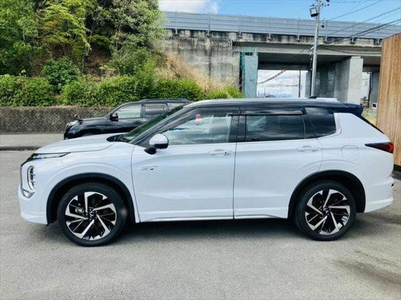 OUTLANDER PHEV