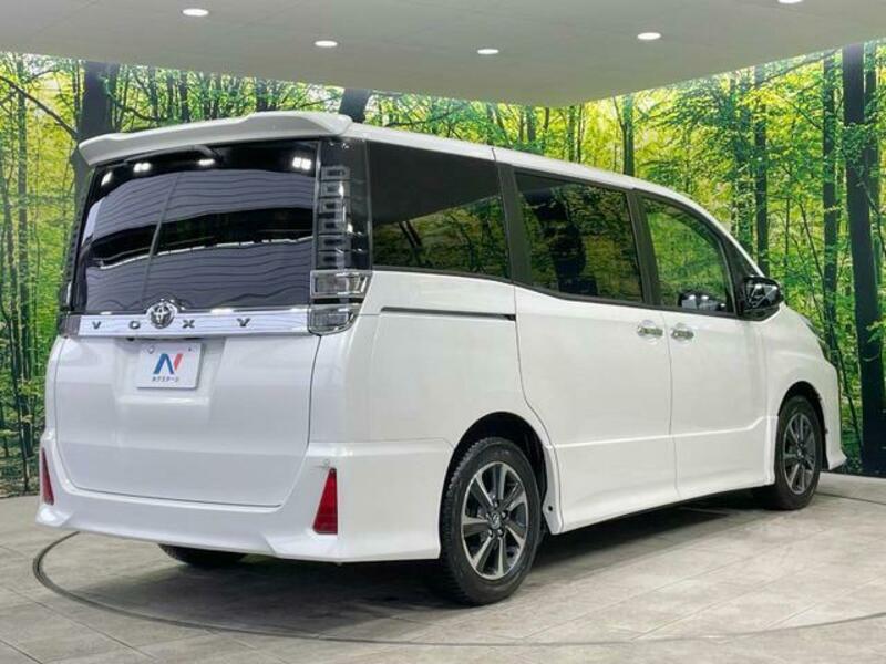 VOXY-16