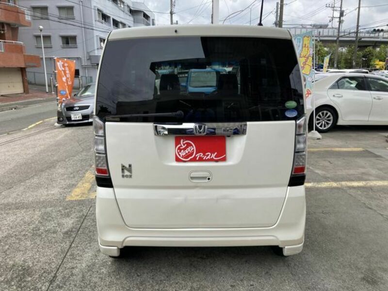 N BOX