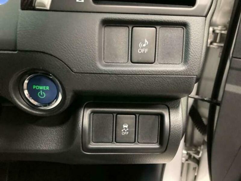 CAMRY-8