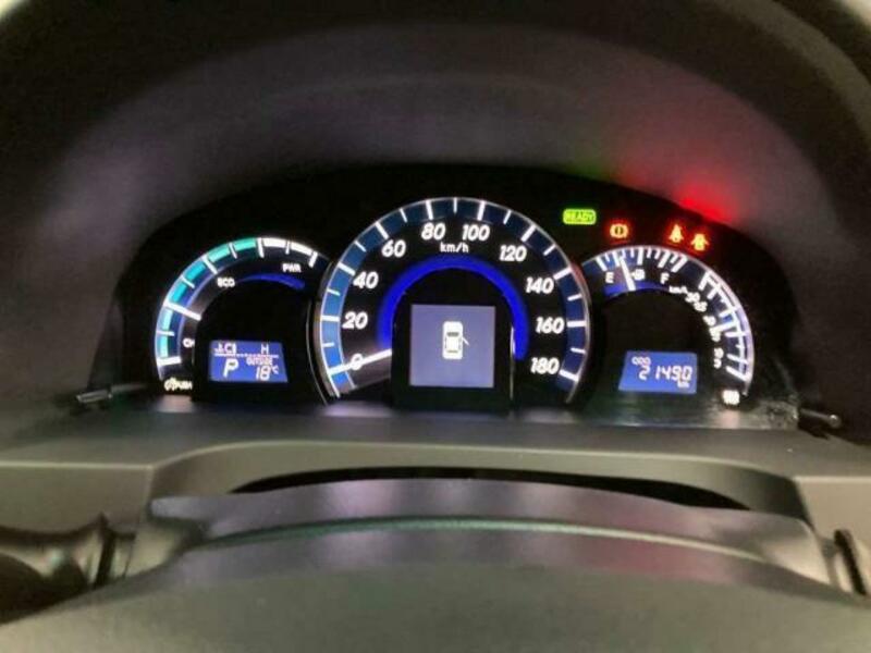 CAMRY-10