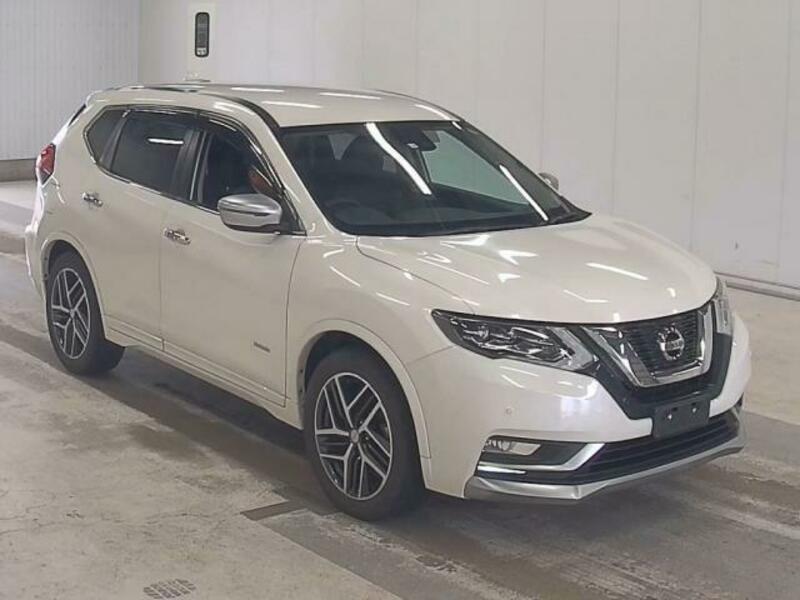 X-TRAIL