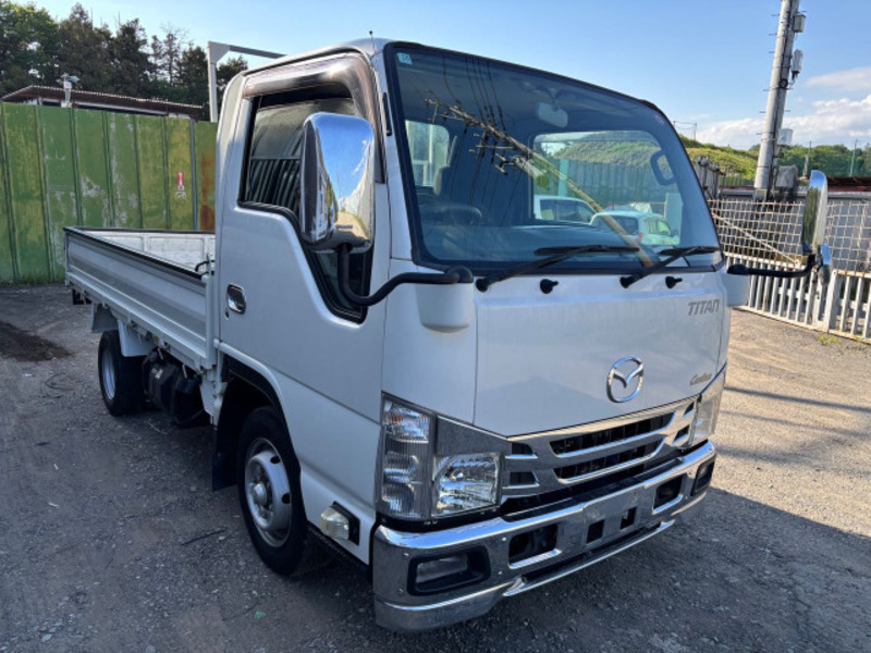 MAZDA TITAN