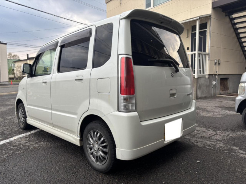 WAGON R