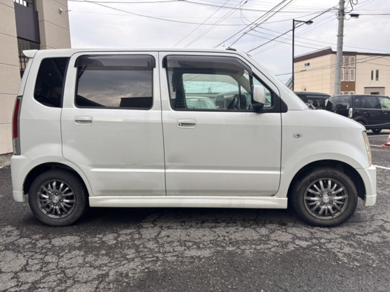 WAGON R