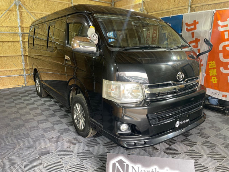HIACE