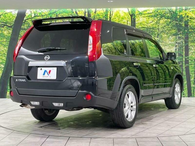 X-TRAIL-17