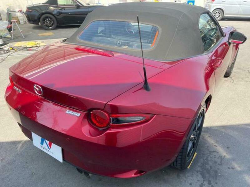 ROADSTER