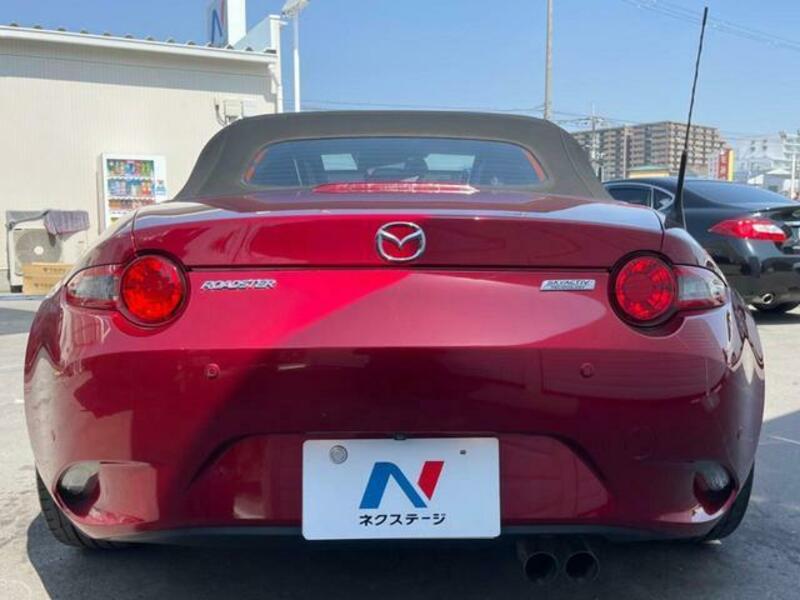ROADSTER