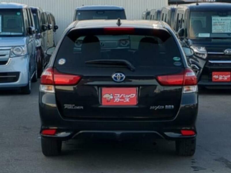 COROLLA FIELDER