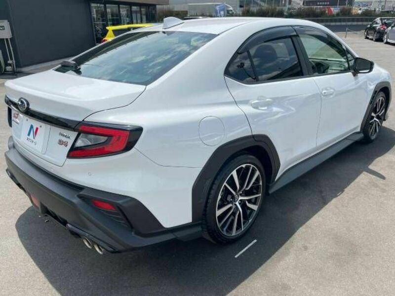 WRX S4-17