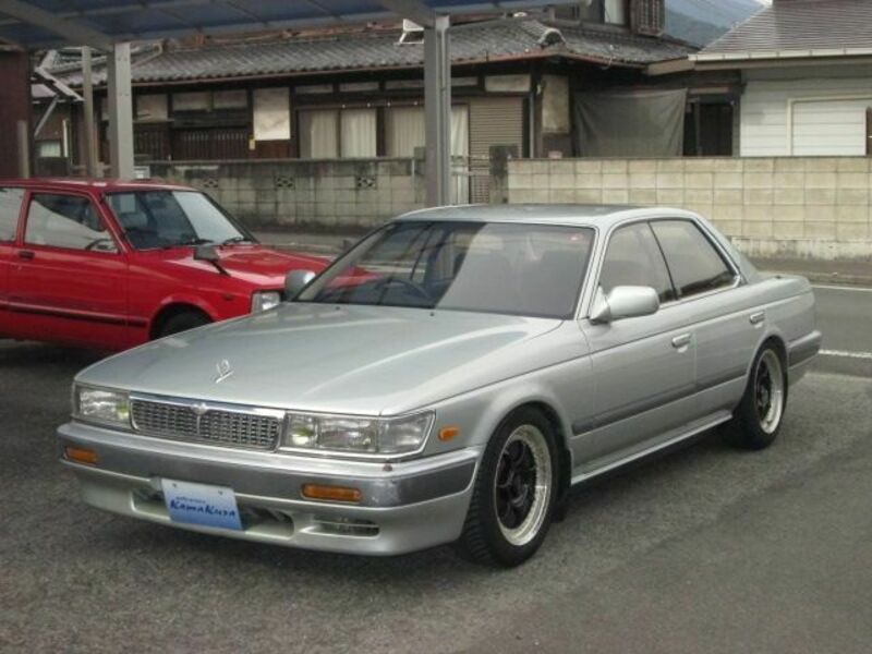 NISSAN LAUREL