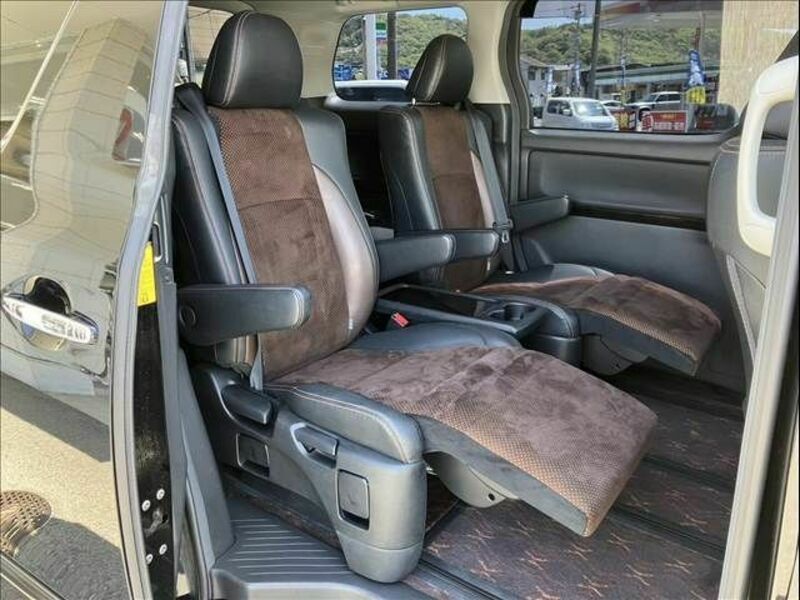 ALPHARD-13