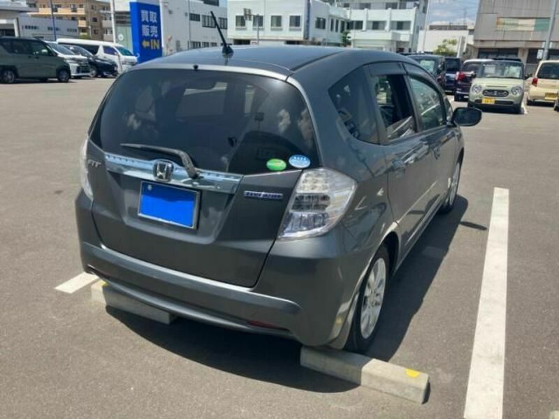 FIT HYBRID-6