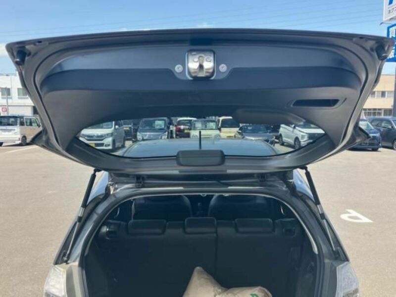 FIT HYBRID-8