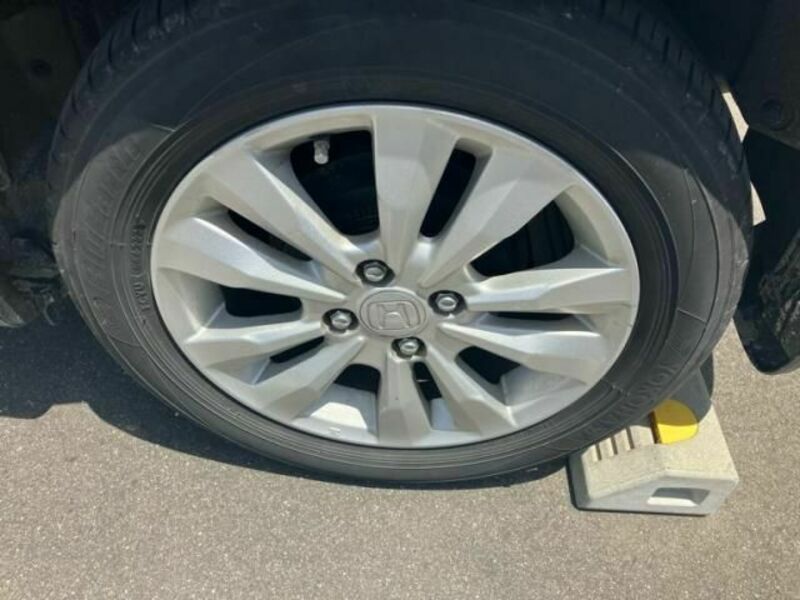 FIT HYBRID-9