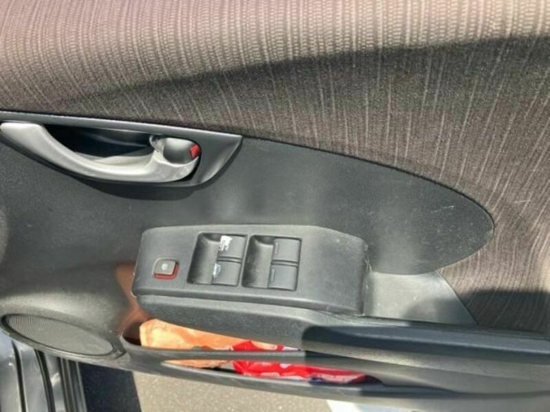FIT HYBRID-12