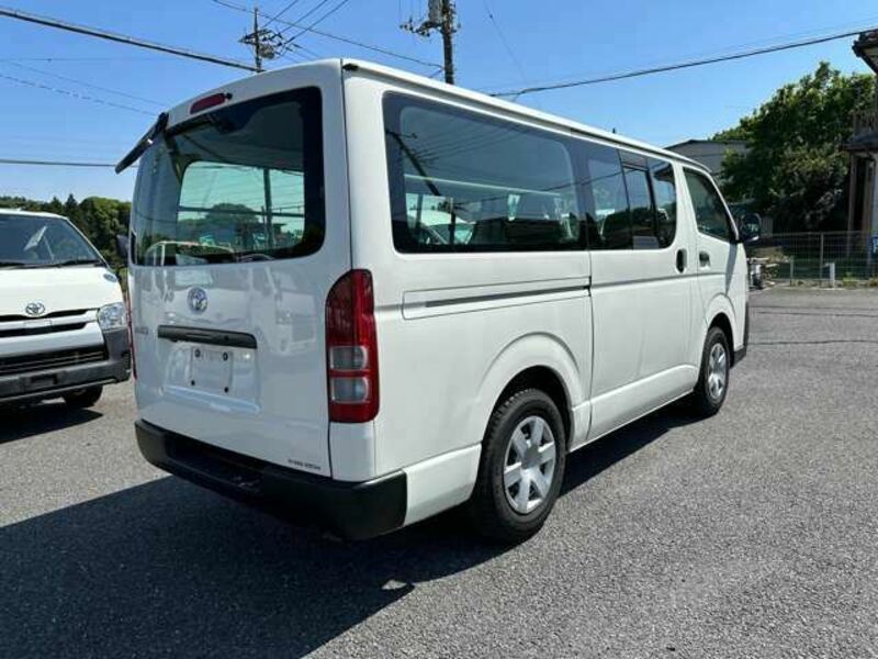 HIACE VAN