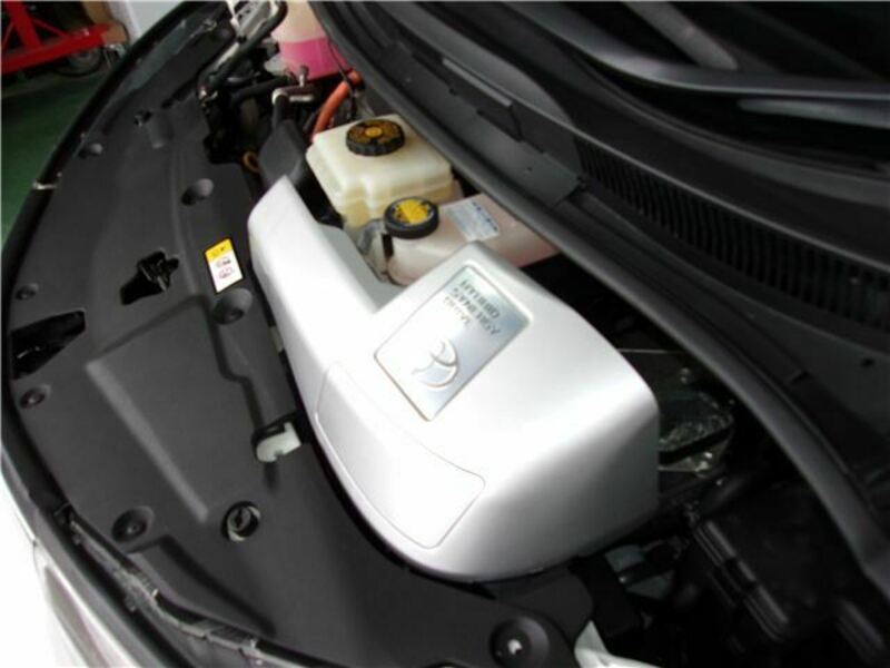 ESTIMA HYBRID-18