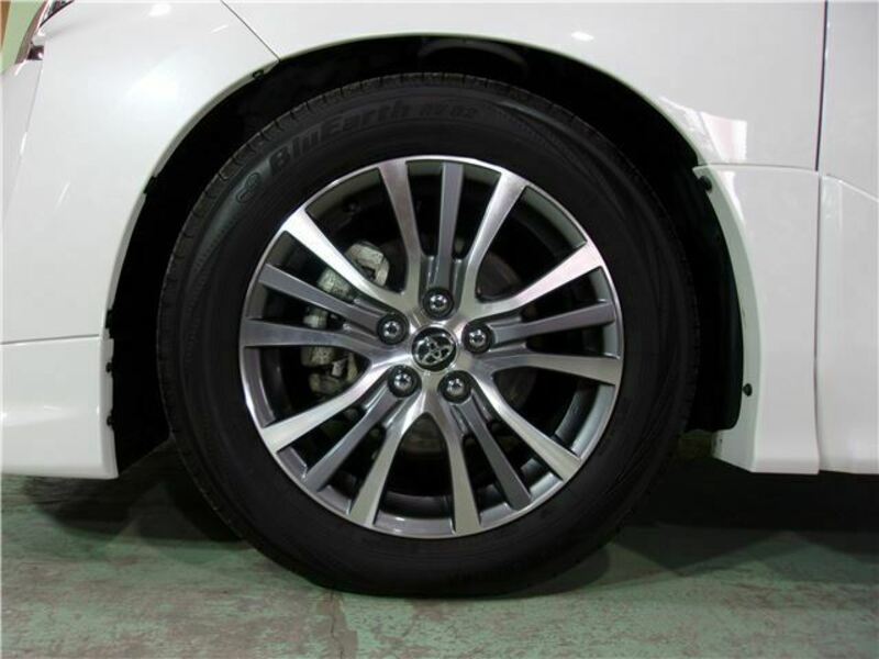 ESTIMA HYBRID-20